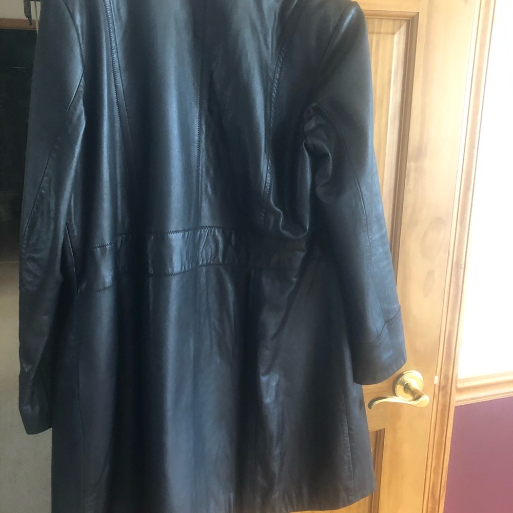 Ladies leather coat